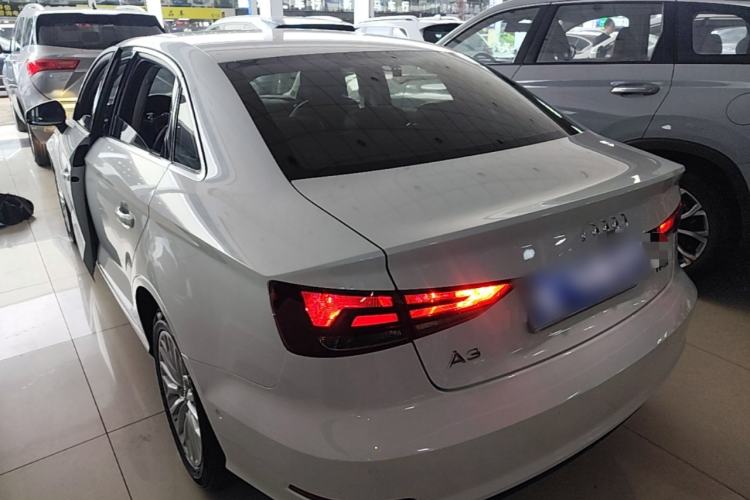 Used Audi A3 2016 Limousine 35 TFSI Ambition Edition Exterior 2
