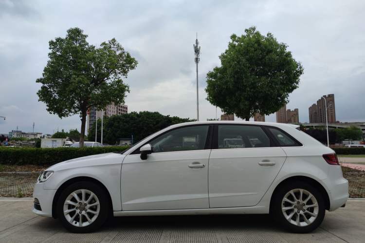 Used Audi A3 2016 Sportback 35 TFSI Ambition Edition Exterior 3
