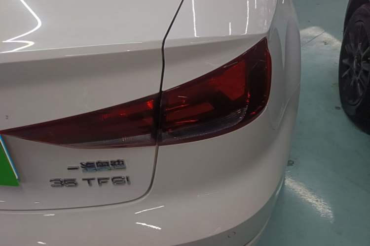 Used Audi A3 2016 Limousine 35 TFSI Ambition Edition Exterior 3