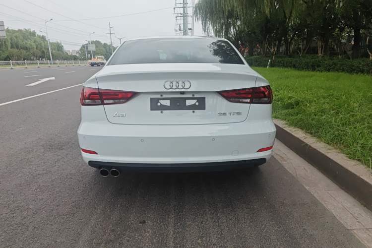 Used Audi A3 2016 Limousine 35 TFSI Ambition Edition Exterior 4