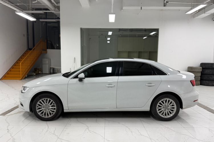 Used Audi A3 2016 Limousine 35 TFSI Prestige Edition Exterior 4