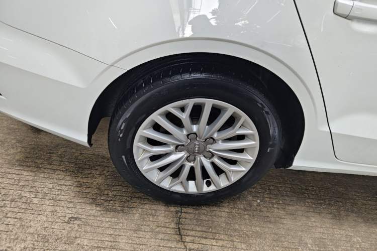 Used Audi A3 2016 Limousine 35 TFSI Ambition Edition Exterior 8