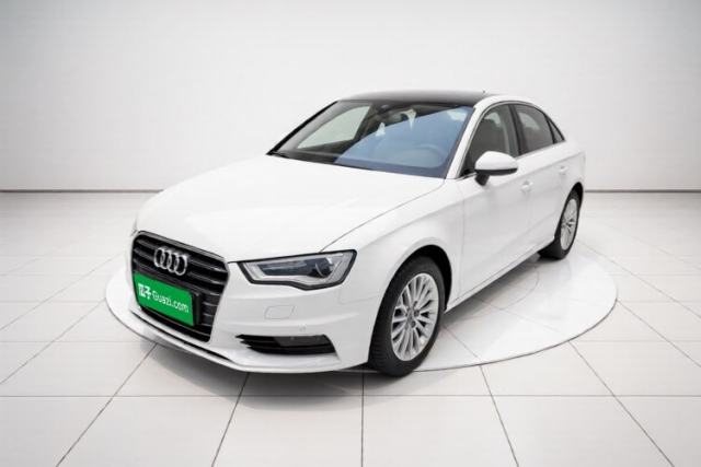 Audi A3 2016 Limousine 35 TFSI Prestige Edition usata