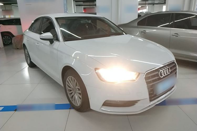 Used Audi A3 2016 Limousine 35 TFSI Ambition Edition Front Right 45 Deg