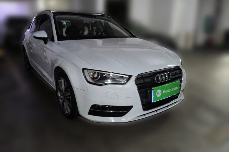 Used Audi A3 2016 Sportback 35 TFSI Special Edition Front Right 45 Deg
