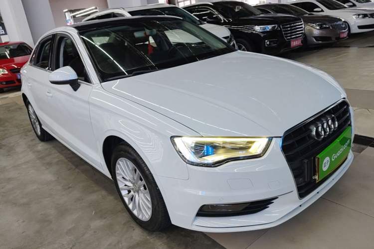 Used Audi A3 2016 Limousine 35 TFSI Prestige Edition Front Right 45 Deg