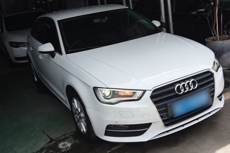 Used Audi A3 2016 Sportback 35 TFSI Ambition Edition Front Right 45 Deg