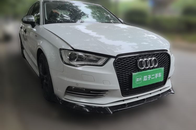 Used Audi A3 2016 Limousine 35 TFSI Prestige Edition Front Right 45 Deg
