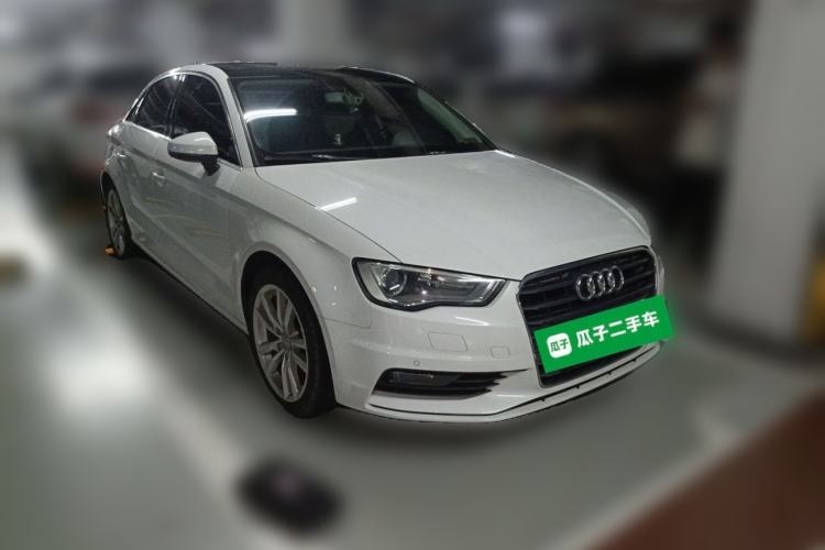 Used Audi A3 2016 Limousine 35 TFSI Style Edition Front Right 45 Deg