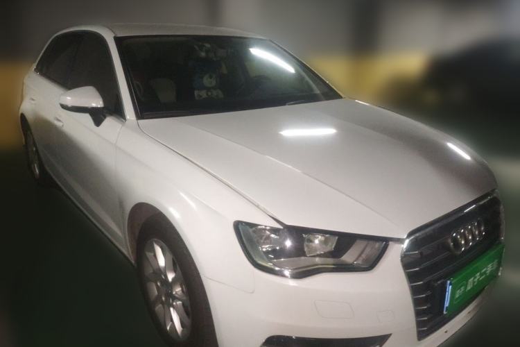 Used Audi A3 2016 Sportback 35 TFSI Ambition Edition Front Right 45 Deg