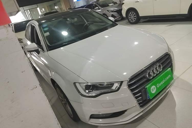 Used Audi A3 2016 Limousine 35 TFSI Style Edition Front Right 45 Deg