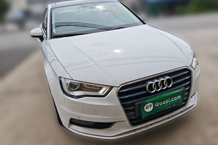 Used Audi A3 2016 Limousine 35 TFSI Style Edition Front Right 45 Deg