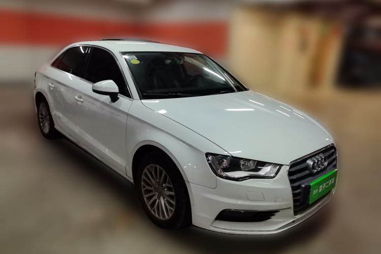 Used Audi A3 2016 Limousine 35 TFSI Ambition Edition Front Right 45 Deg