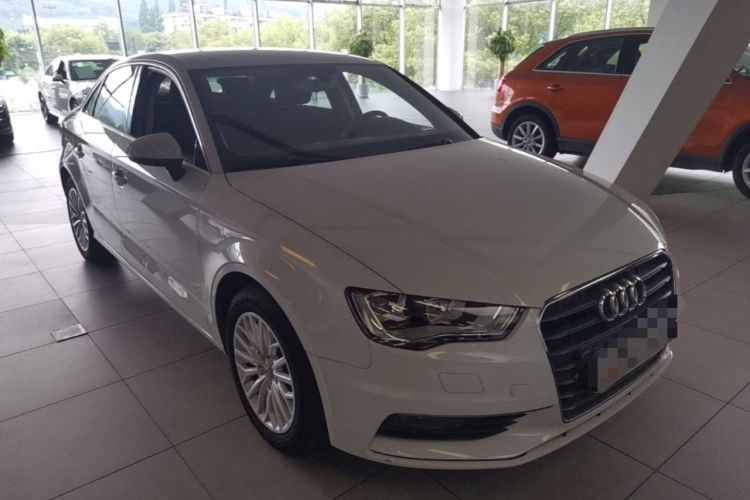 Used Audi A3 2016 Limousine 35 TFSI Ambition Edition Front Right 45 Deg