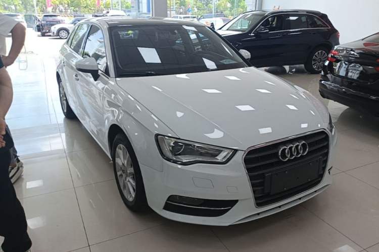 Used Audi A3 2016 Sportback 35 TFSI Ambition Front Right 45 Deg