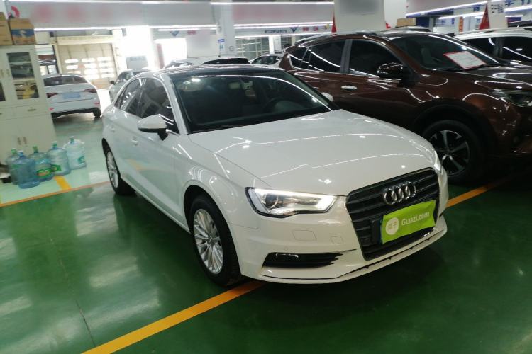 Used Audi A3 2016 Limousine 35 TFSI Prestige Edition Front Right 45 Deg