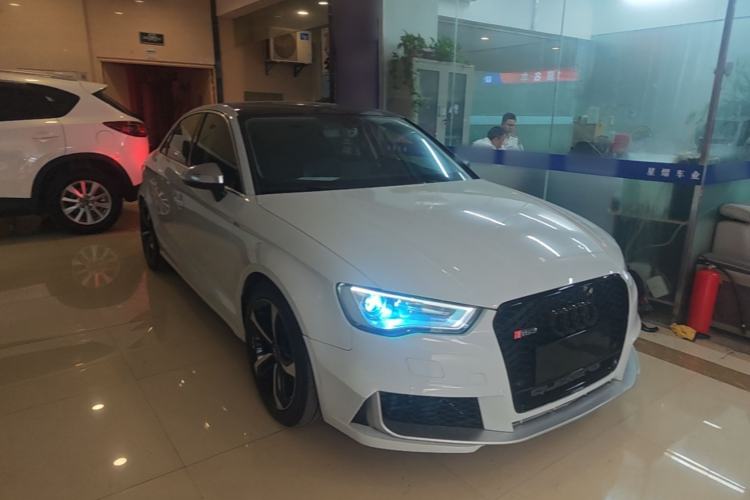 Used Audi A3 2016 Limousine 35 TFSI Ambition Edition Front Right 45 Deg