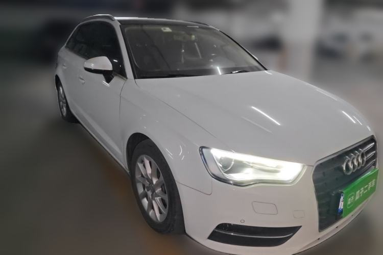 Used Audi A3 2016 Sportback 35 TFSI Ambition Front Right 45 Deg