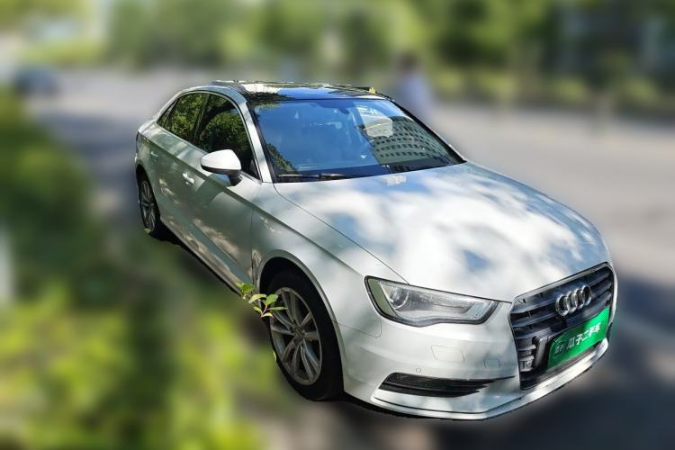 Used Audi A3 2016 Limousine 35 TFSI Style Edition Front Right 45 Deg