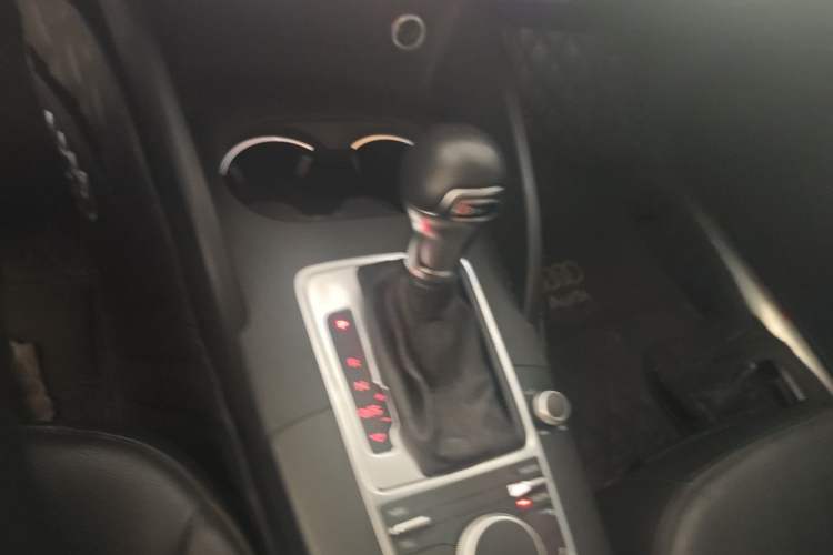 Used Audi A3 2016 Sportback 35 TFSI Style Edition Gear Lever