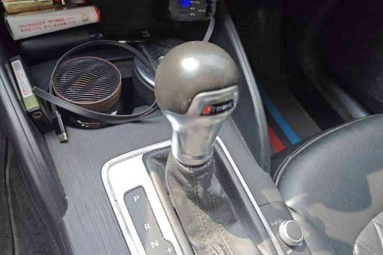 Used Audi A3 2016 Sportback 35 TFSI Ambition Gear Lever