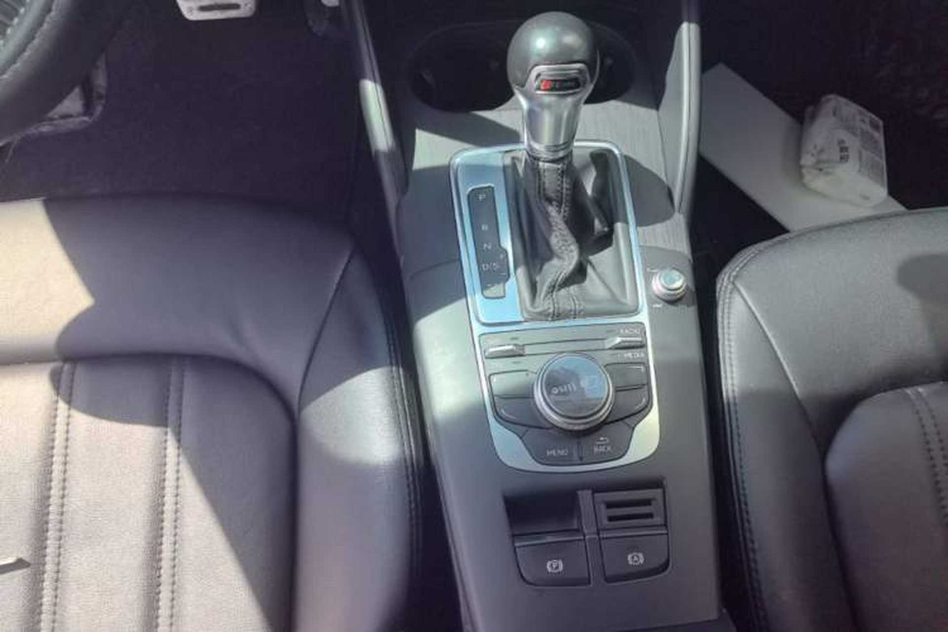 Used Audi A3 2016 Limousine 35 TFSI Prestige Edition Gear Lever