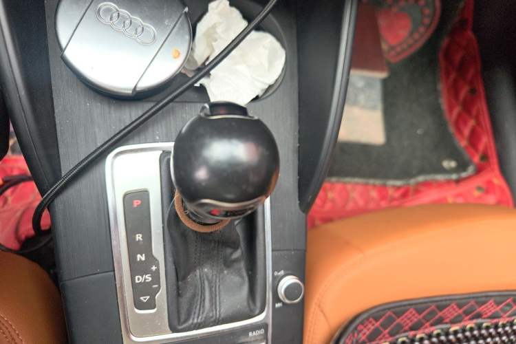 Used Audi A3 2016 Limousine 35 TFSI Prestige Edition Gear Lever