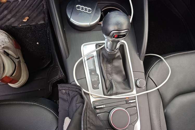Used Audi A3 2016 Sportback 35 TFSI Style Edition Gear Lever