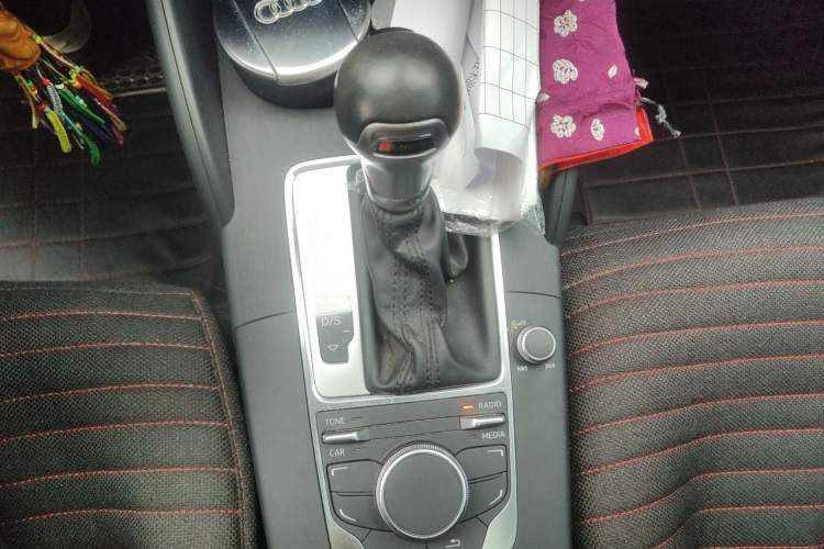 Used Audi A3 2016 Sportback 35 TFSI Ambition Gear Lever