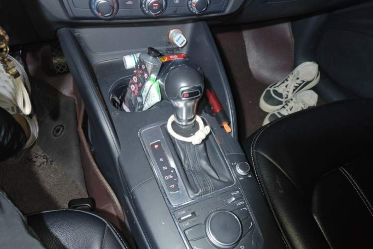 Used Audi A3 2016 Sportback 35 TFSI Ambition Edition Gear Lever