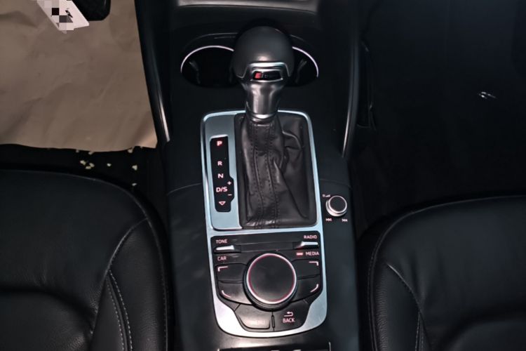 Used Audi A3 2016 Sportback 35 TFSI Style Edition Gear Lever