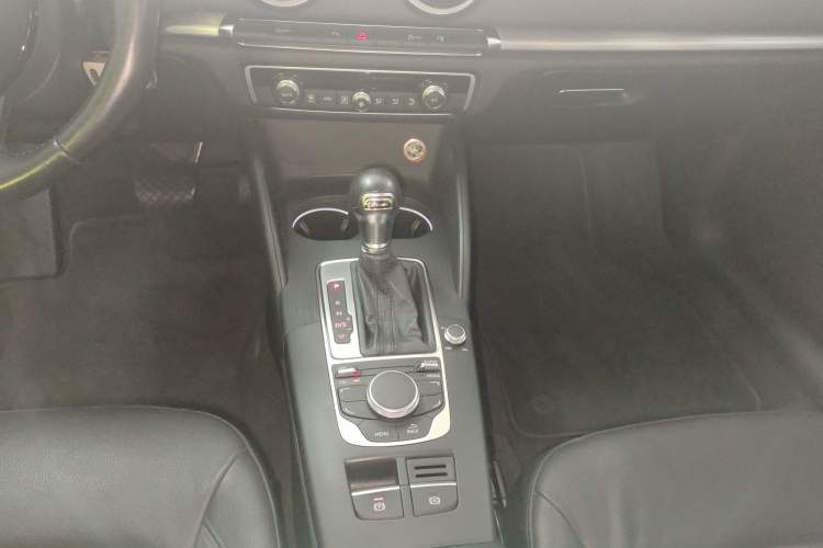 Used Audi A3 2016 Sportback 35 TFSI Style Edition Gear Lever