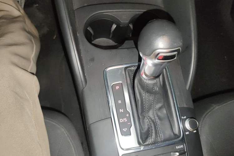 Used Audi A3 2016 Limousine 35 TFSI Prestige Edition Gear Lever