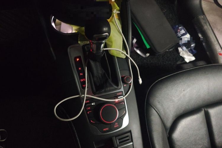 Used Audi A3 2016 Limousine 35 TFSI Style Edition Gear Lever