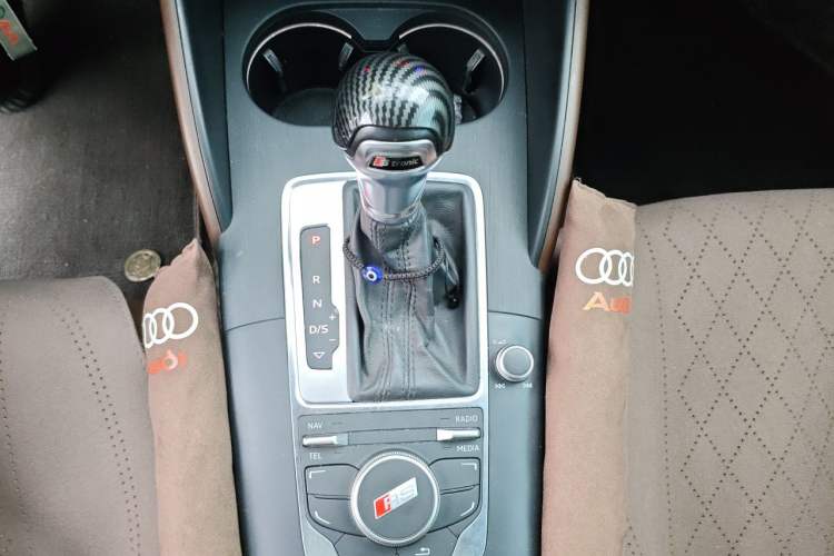 Used Audi A3 2016 Sportback 35 TFSI Style Edition Gear Lever