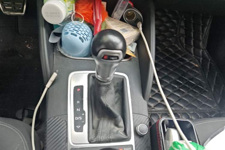 Used Audi A3 2016 Sportback 35 TFSI Ambition Edition Gear Lever