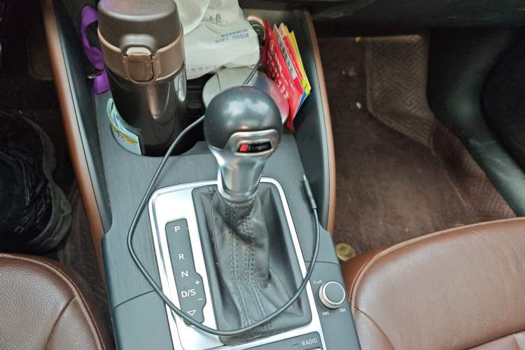 Used Audi A3 2016 Limousine 35 TFSI Style Edition Gear Lever