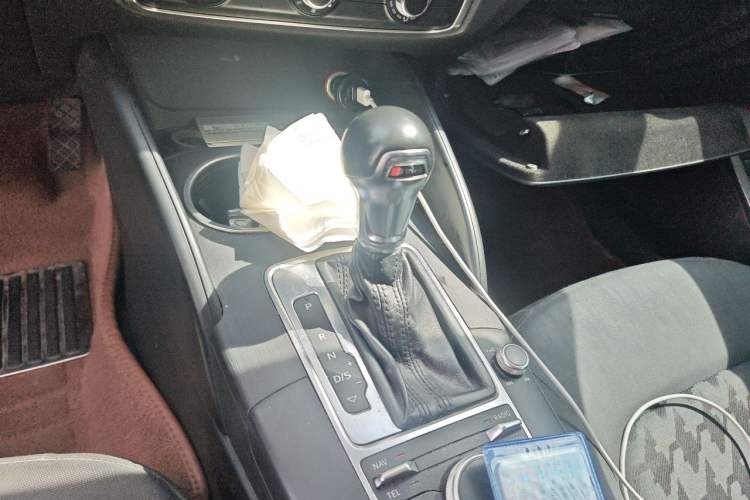 Used Audi A3 2016 Sportback 35 TFSI Ambition Gear Lever