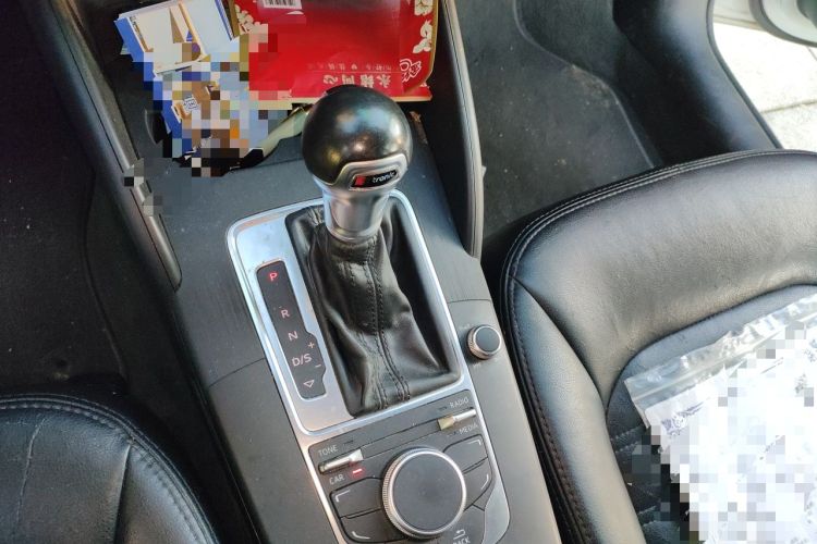 Used Audi A3 2016 Sportback 35 TFSI Ambition Edition Gear Lever