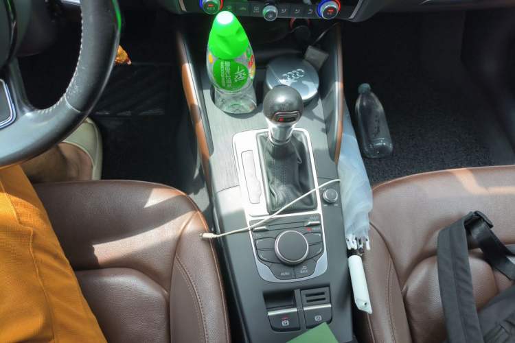 Used Audi A3 2016 Sportback 35 TFSI Style Edition Gear Lever