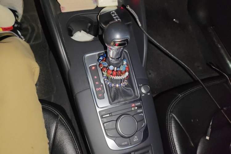 Used Audi A3 2016 Sportback 35 TFSI Ambition Gear Lever