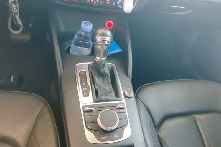 Used Audi A3 2016 Sportback 35 TFSI Style Edition Gear Lever