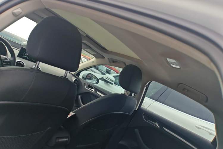 Used Audi A3 2016 Limousine 35 TFSI Prestige Edition Headliner