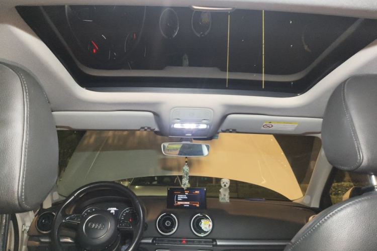 Used Audi A3 2016 Limousine 35 TFSI Style Edition Headliner