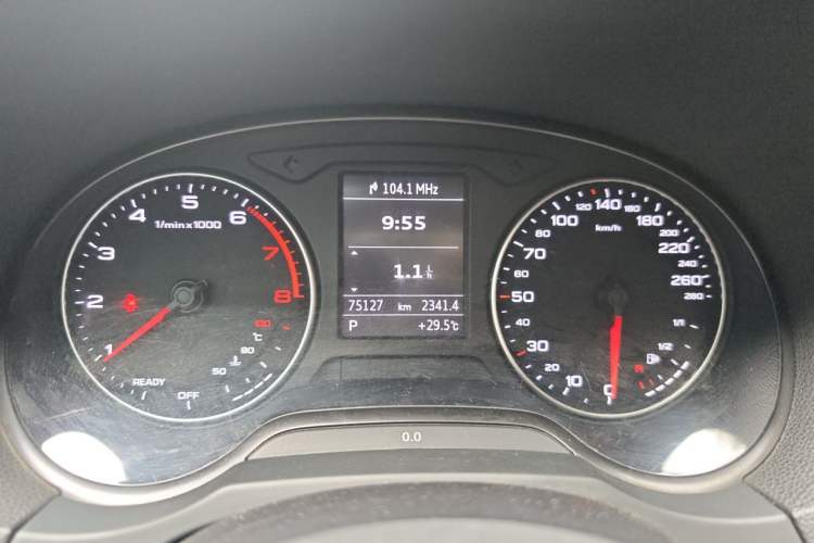 Used Audi A3 2016 Limousine 35 TFSI Special Edition Instrument Cluster