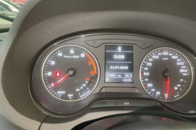 Used Audi A3 2016 Limousine 35 TFSI Style Edition Instrument Cluster