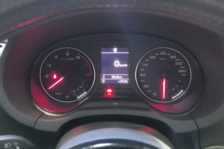 Used Audi A3 2016 Limousine 35 TFSI Ambition Edition Instrument Cluster
