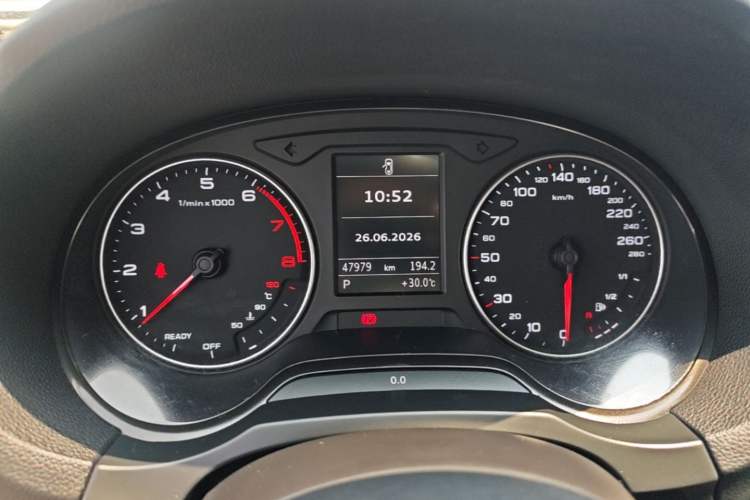 Used Audi A3 2016 Limousine 35 TFSI Style Edition Instrument Cluster