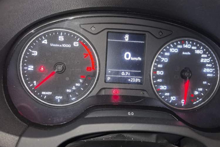Used Audi A3 2016 Limousine 35 TFSI Ambition Edition Instrument Cluster