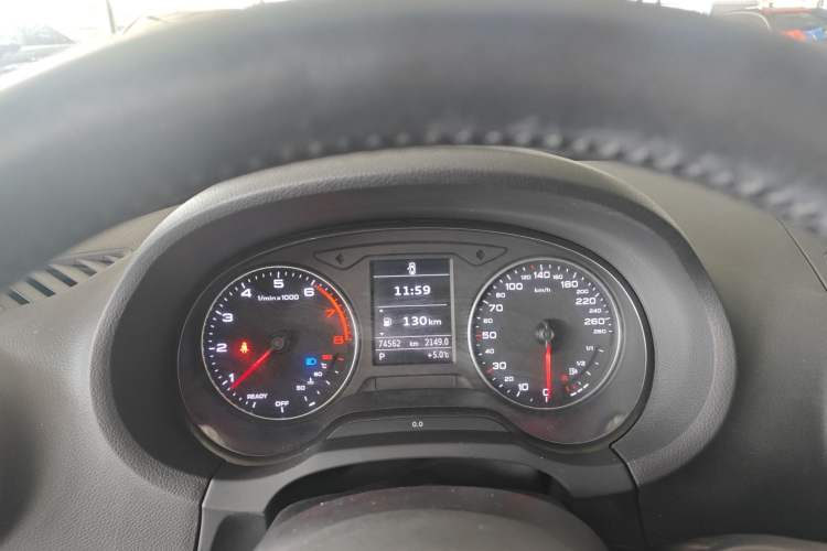 Used Audi A3 2016 Limousine 35 TFSI Style Edition Instrument Cluster